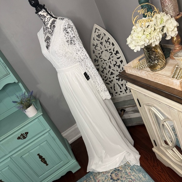 Lulus Awaken My Love Long Sleeve Lace Maxi Dress Size Large NWT Bride Wedding - Picture 5 of 15